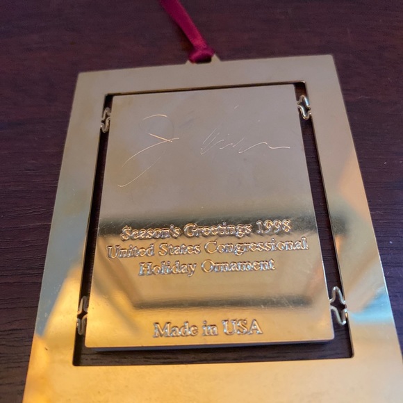 1998 Official Congressional Holiday Ornament - Federal Hall- in Original Box - Picture 3 of 4